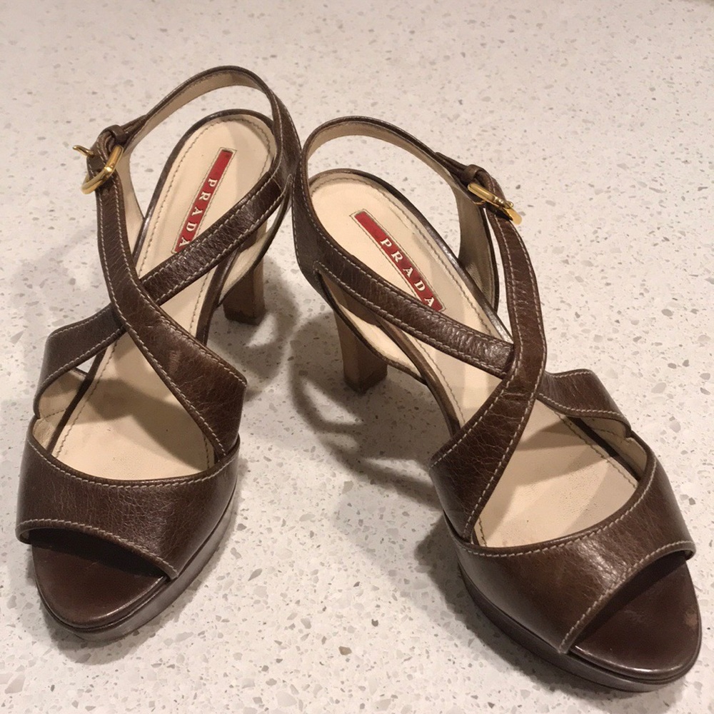 Prada Brown Leather Criss-cross Sandals 👡